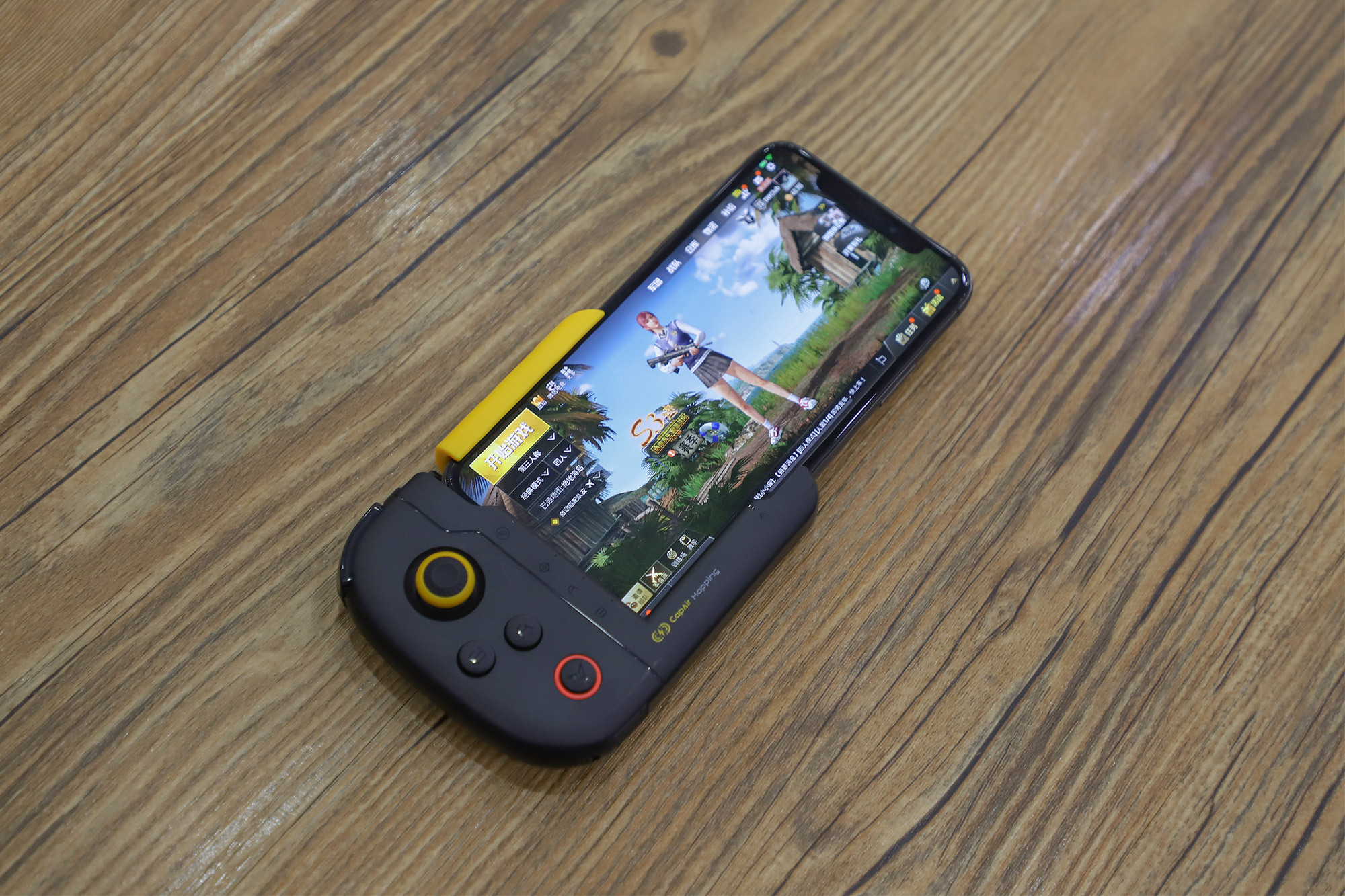 飞智黄蜂x版半手手柄,飞智黄蜂单手游戏手柄吃鸡神器