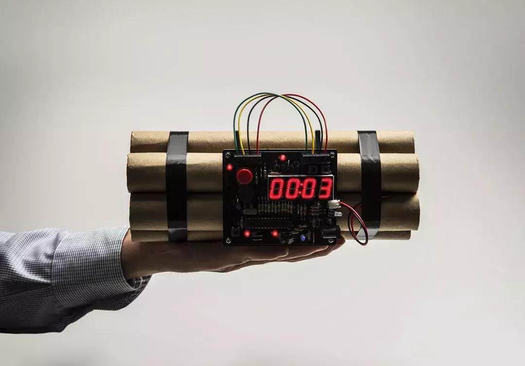 昨日登上福布斯,今日却成阶下囚!90后复旦高材生踩雷,41亿!