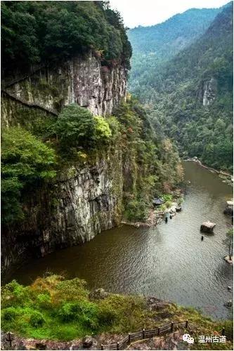 文成百丈漈三连瀑,文成百丈漈最美的瀑布