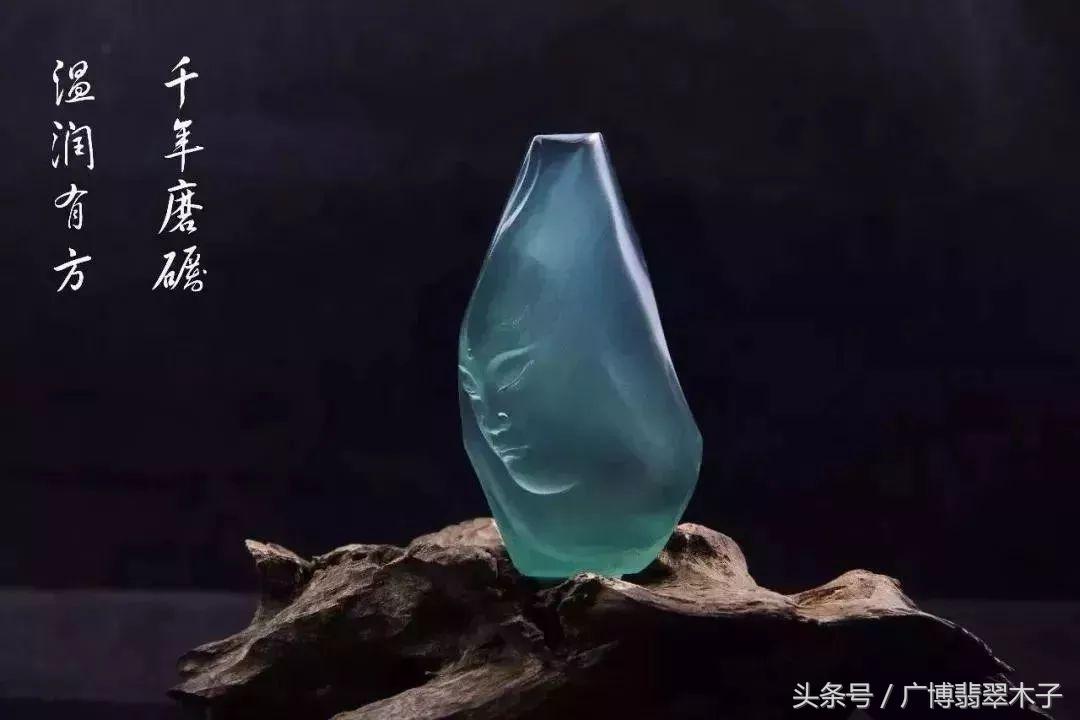 六千多块的“龙石种“翡翠，不用想都是假货