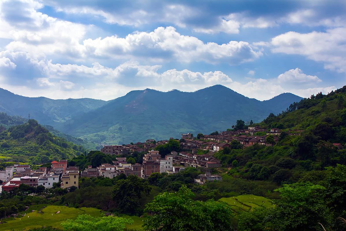 想看大草原是去西藏还是新疆,想看草原去哪里合适