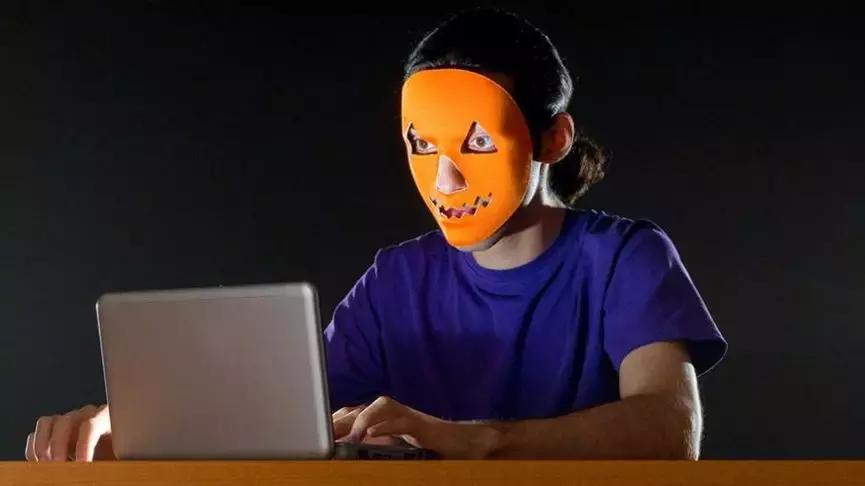 “你愿意为B站弑母吗”