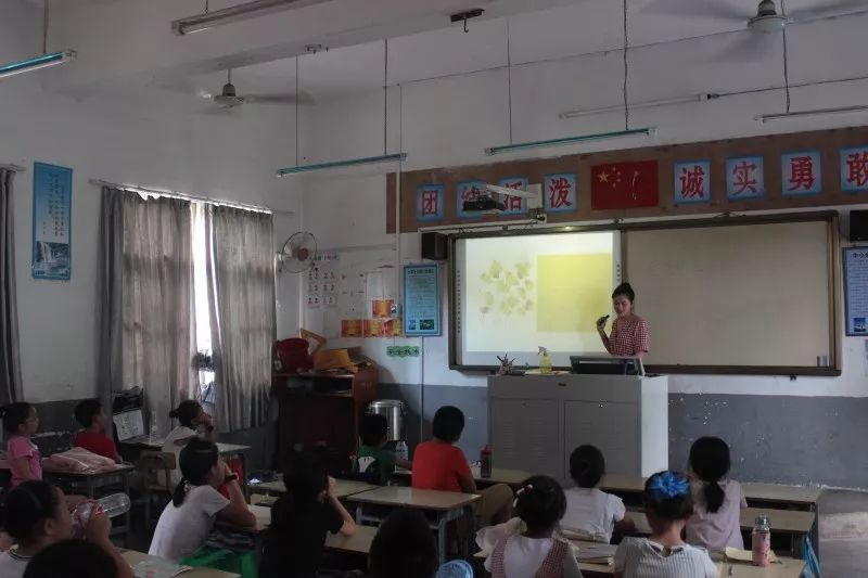 携手“传球”，与爱同行