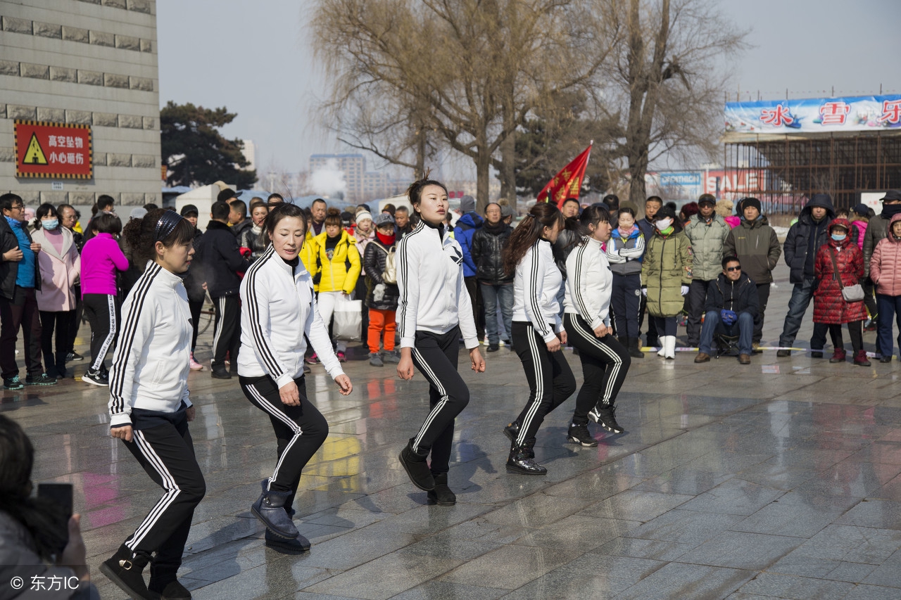 鬼步舞基础舞步律动教学,鬼步舞好学吗有什么诀窍