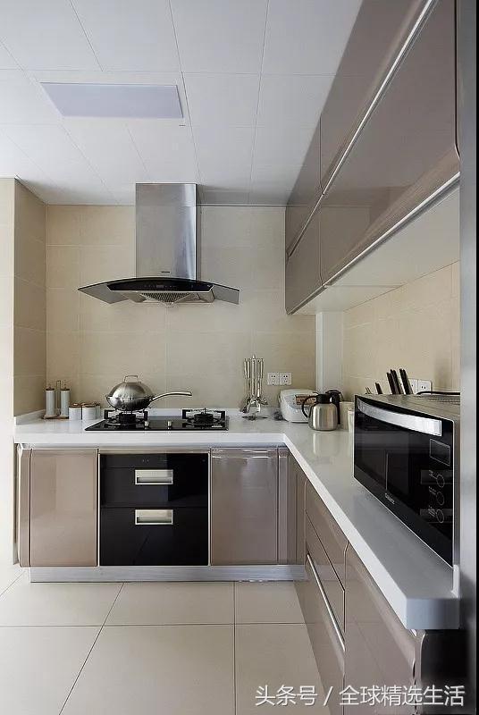 开放式厨房油烟机选顶吸还是侧吸,买油烟机是侧吸的好还是顶吸的好