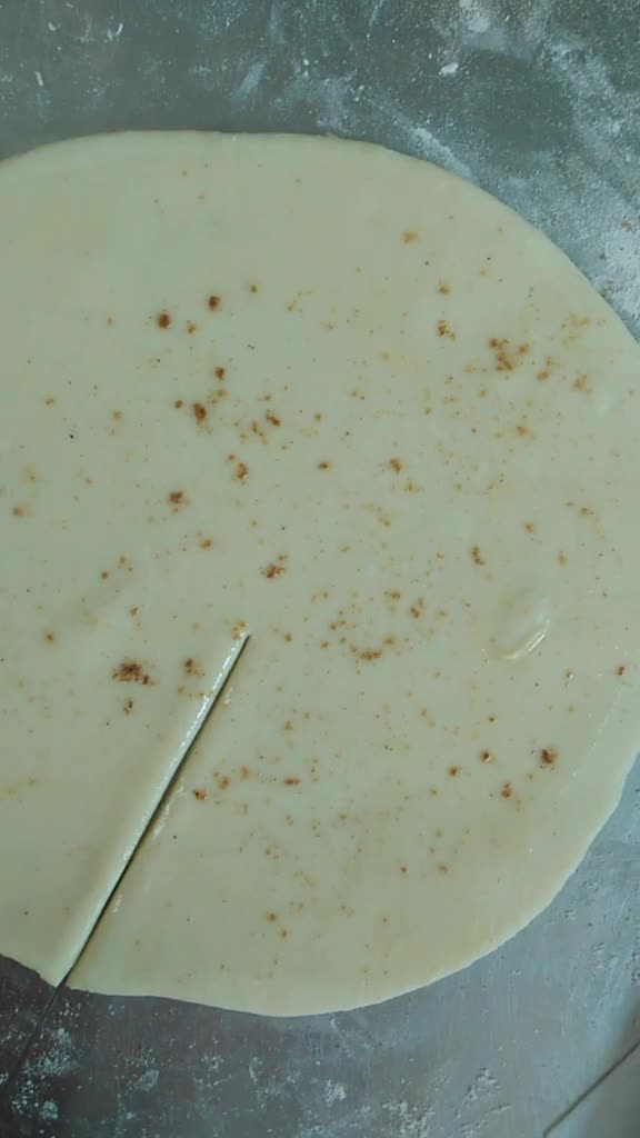 面点老师傅教你葱花千层饼,面点师千层饼的做法全过程