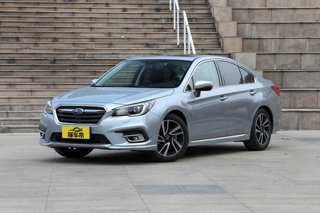 睡醒的狮子,睡醒的狮子正在慢慢苏醒