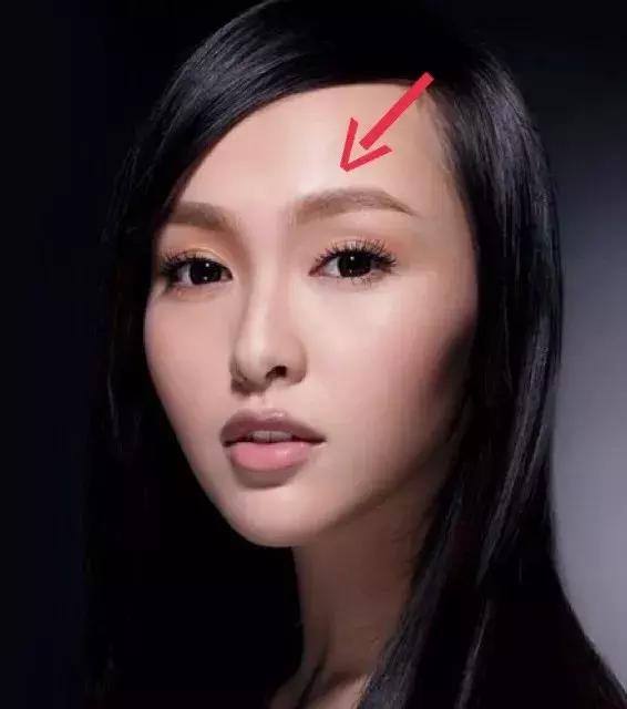 发际线高脸圆适合什么发型,男士发际线高脸长适合发型