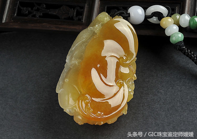 翡翠的颜色分为哪些种类,翡翠哪种颜色好看