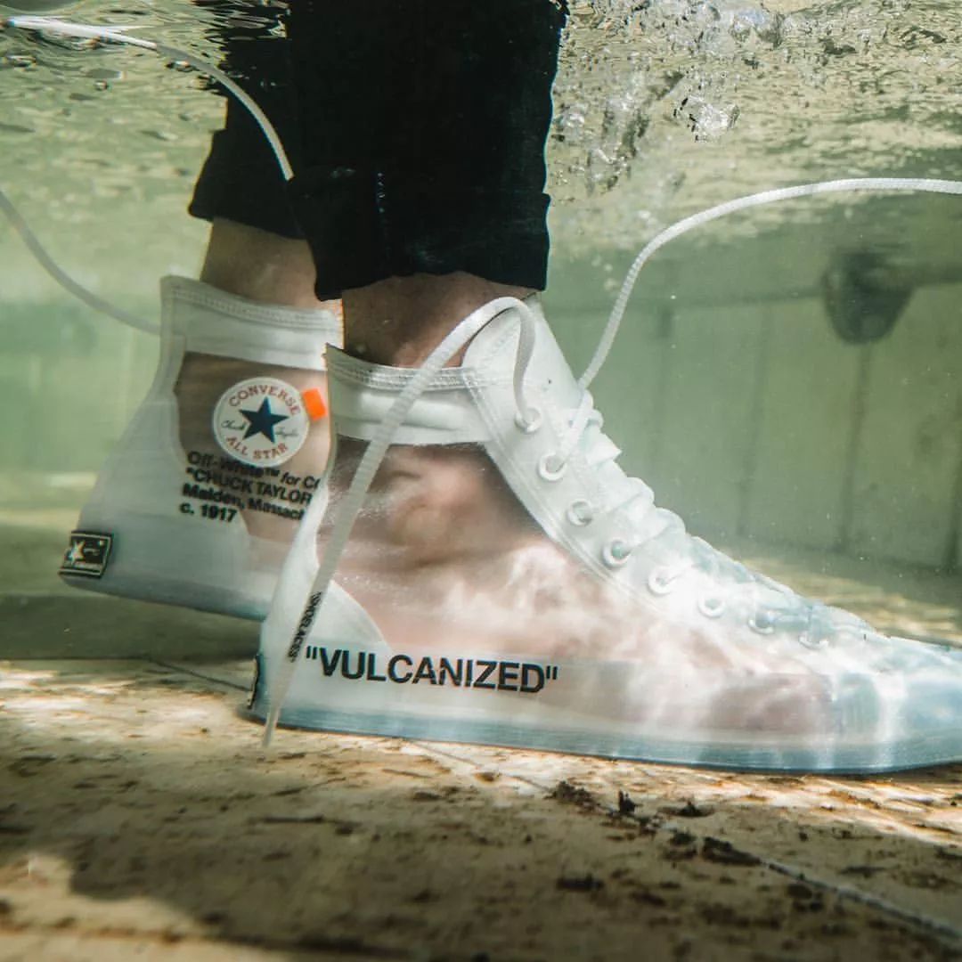 鞋圈娴妃Converse复宠了，麦莉甜茶美渣纷纷上脚！