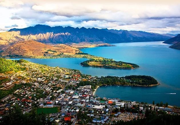 中国哪个国家的房价最便宜 (国人在哪国买房房价暴涨)