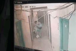 你听说过酒吧门口“捡尸”吗？反性侵，我们到底能做些什么？