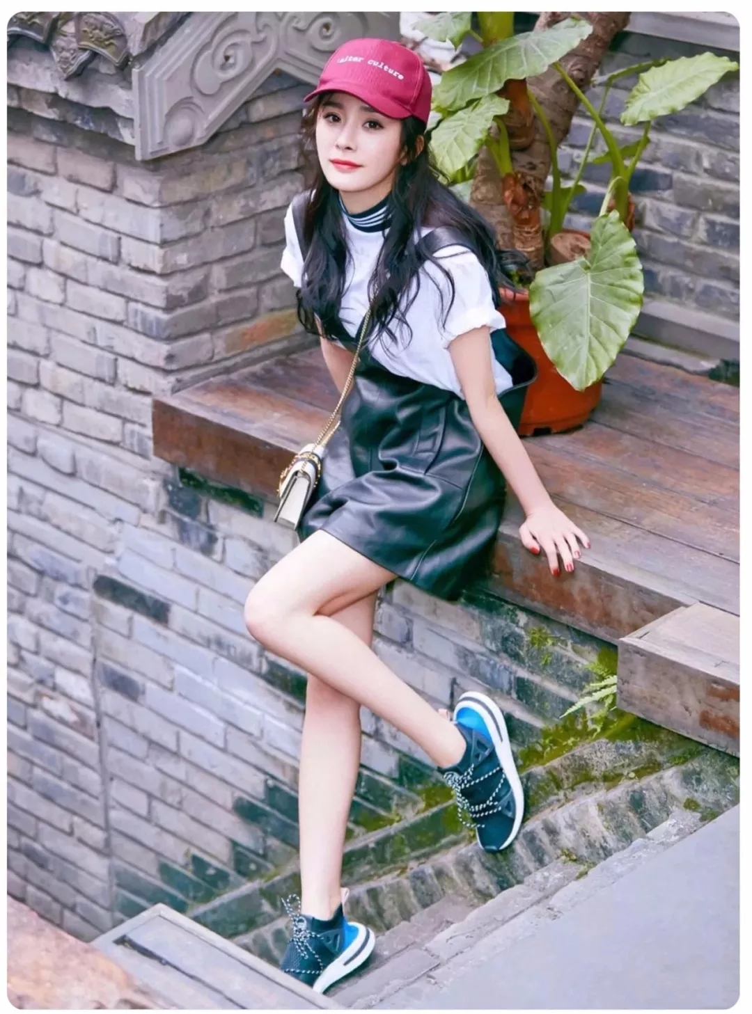 运动鞋配裙子的穿法图2018,2021运动鞋配裙子的穿法图