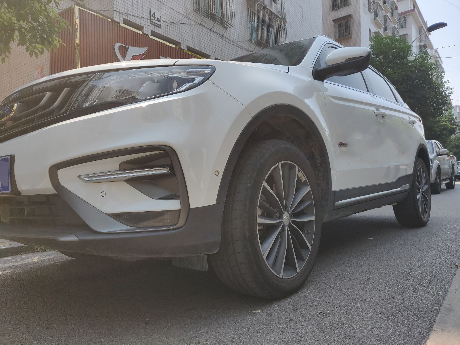 吉利博越l和瑞虎8pro哪个操控性好,吉利博越开几年后车主感受