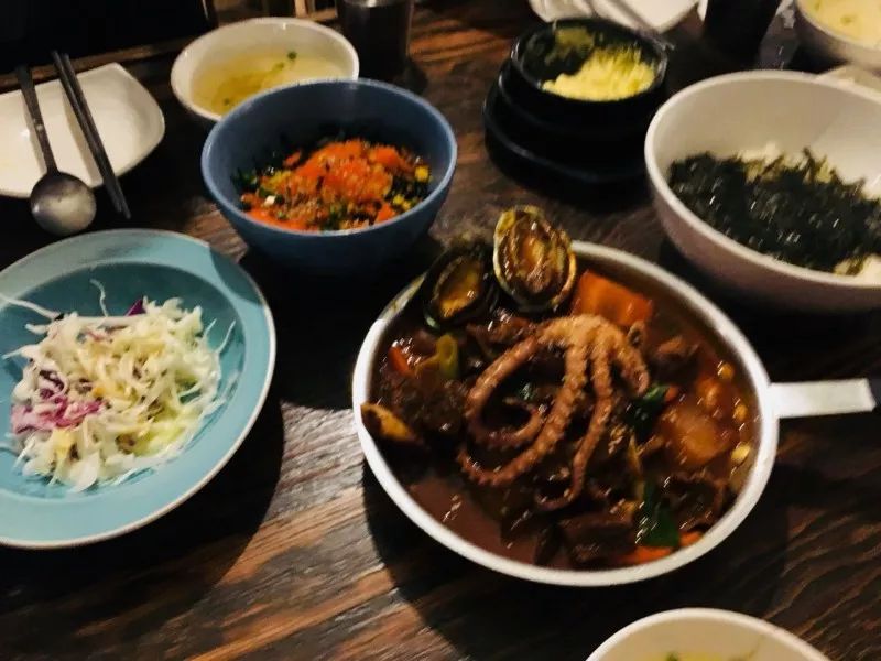 欧巴在首尔｜火爆中国的韩国化妆品在本土居然无人问津