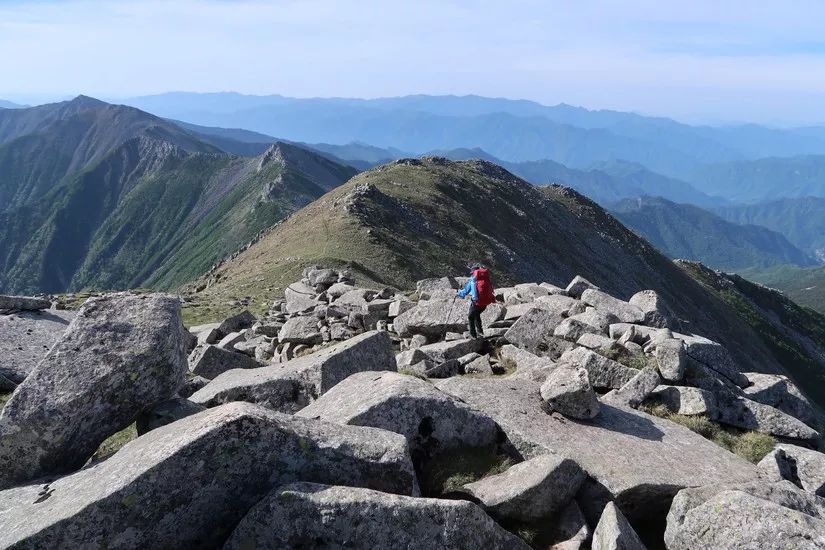 够用自行车推荐,既可以通勤又可以骑行的背包