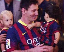 内马尔的儿子胖成这个样子,内马尔儿子发福