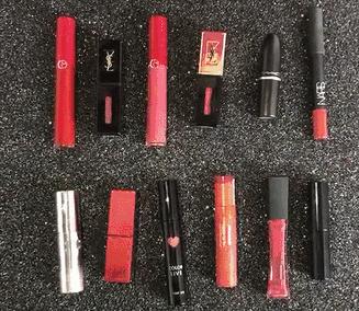 哪个口红适合黑黄皮素颜唇色偏深,口红千万不要乱用