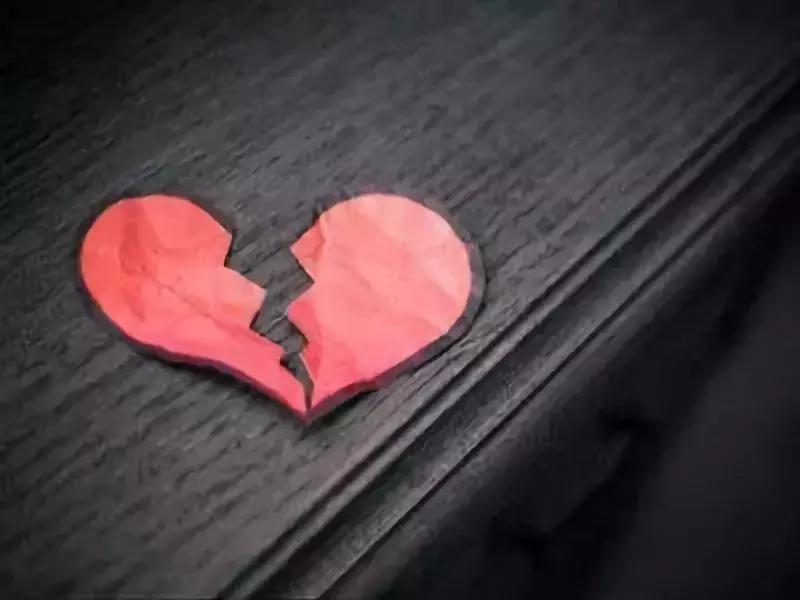 男人开始变心的4个迹象