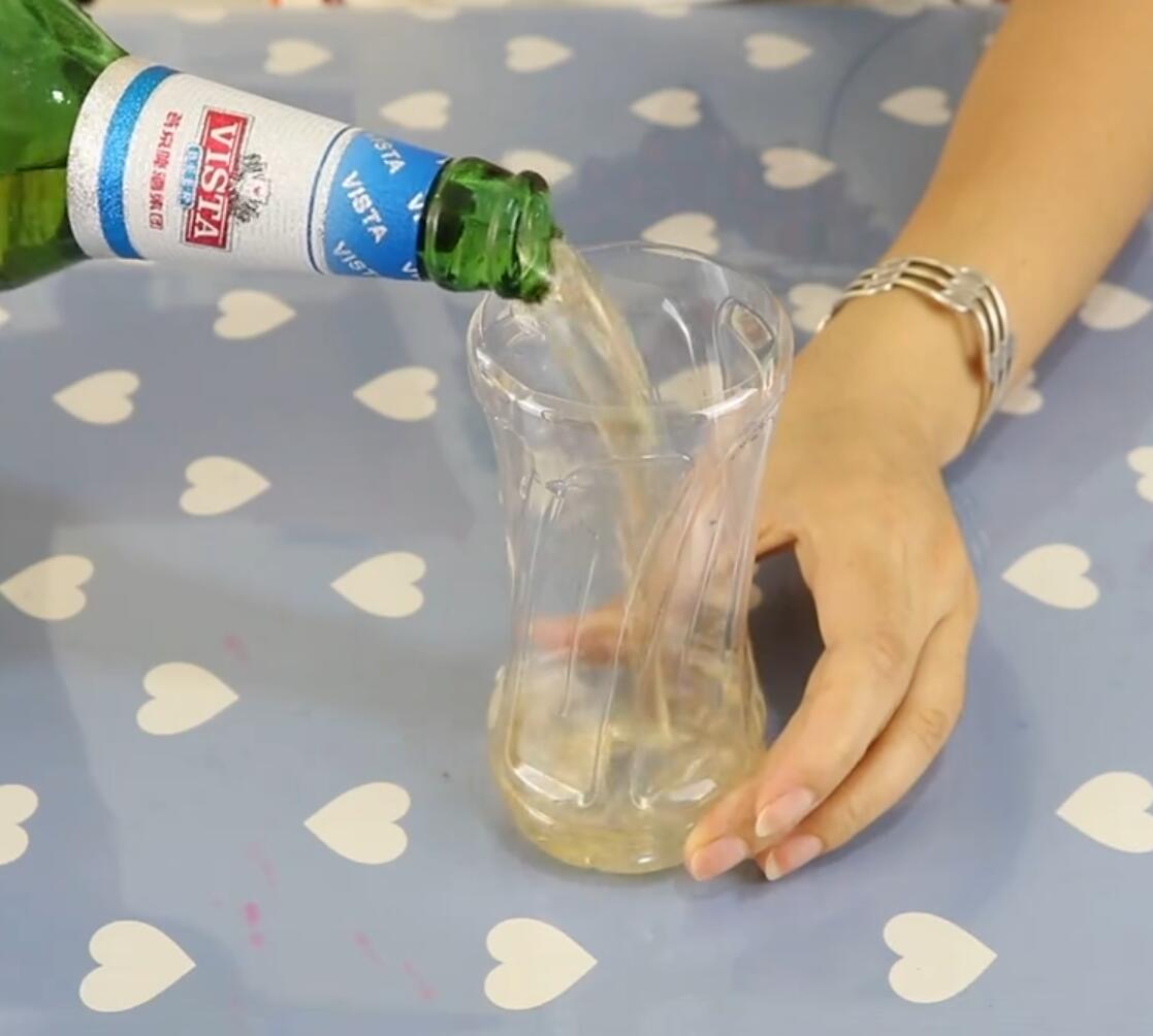 家里苍蝇都用什么方法把它消灭掉,夏天屋里苍蝇怎么快速清理