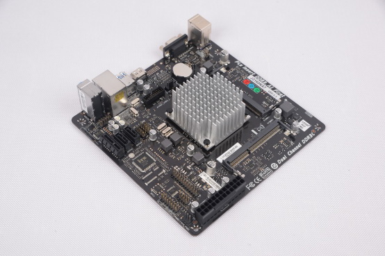 办公娱乐两不误的笔记本,办公游戏两不误台式电脑