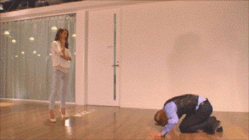 别只会说youknow了，歪果仁的口头禅还多着呢~