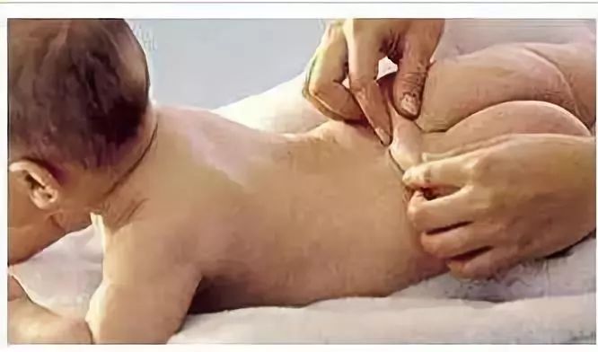 呕吐腹泻推拿四大手法,秋季腹泻的推拿手法