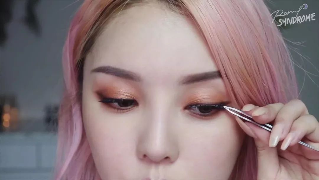 pony推荐精致眼妆,pony化妆技巧视频