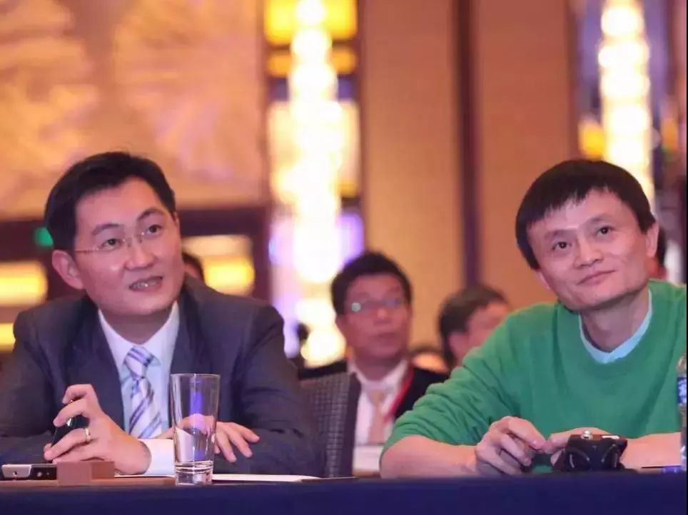 趣闻｜商超站队AT、“关店潮”持续……上半年零售业大变天！