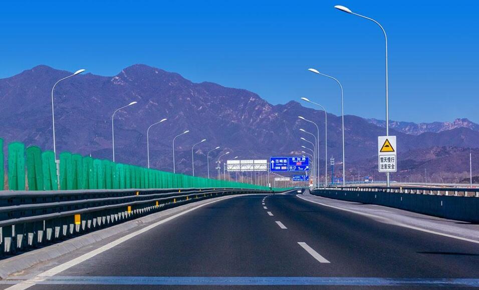 高速限速有哪几种,高速上的限速规则是什么啊