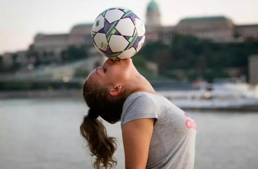 毫无观赏性的足球比赛,看的最让人热血沸腾的足球比赛