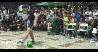 毫无观赏性的足球比赛,看的最让人热血沸腾的足球比赛