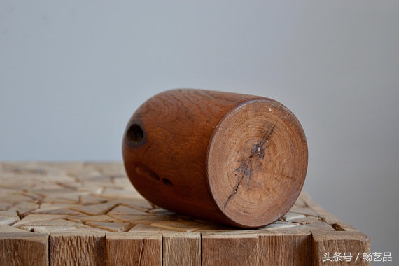 花瓶陶瓷复古怀旧手工大的,现代仿古木雕花瓶图片大全