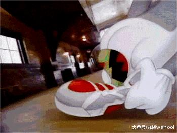 本山为什么穿aj,本山穿的aj