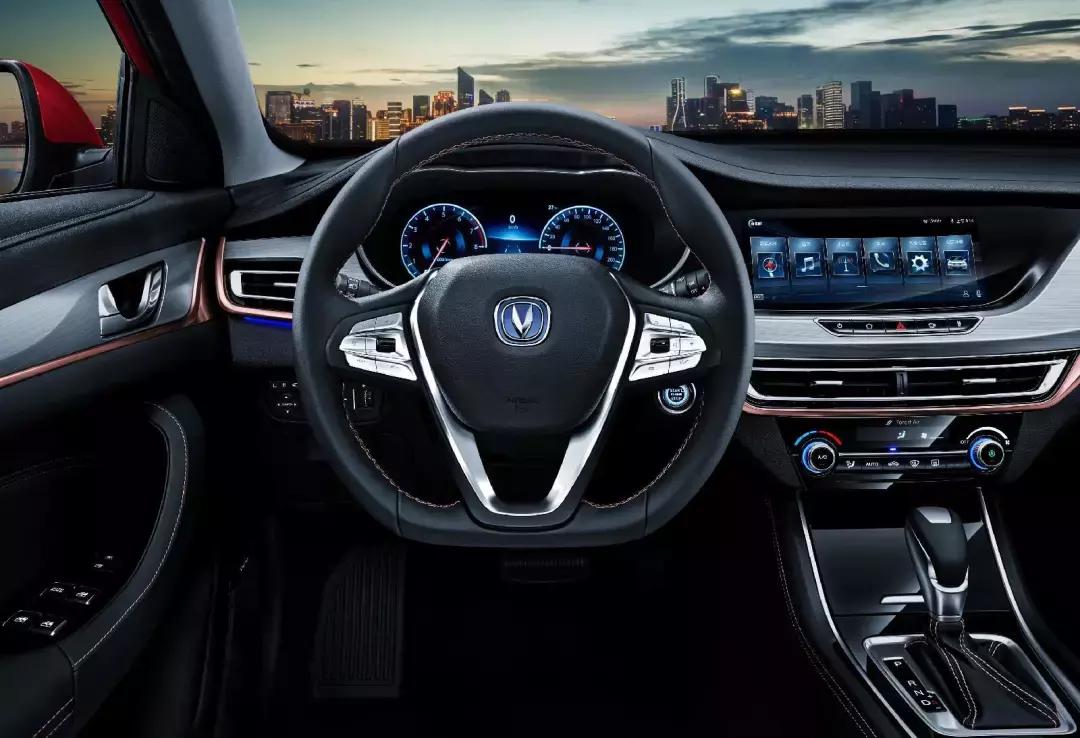 长安逸动xt两厢款19年6月份销量,长安逸动XT评测