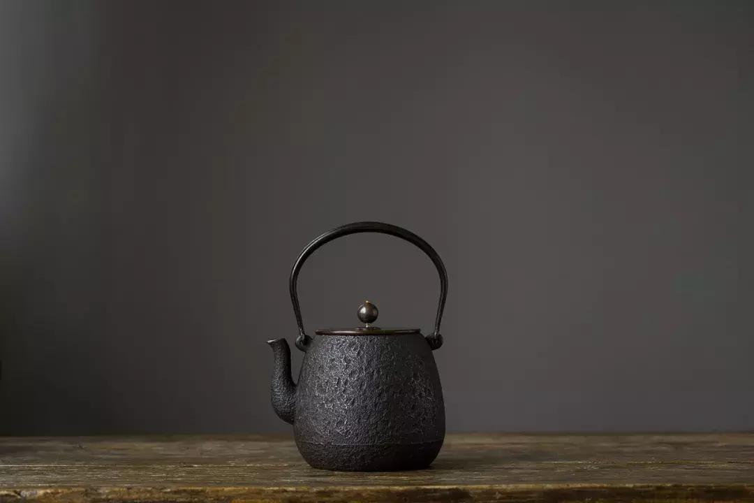 手工铁壶制作,纯手工铁壶