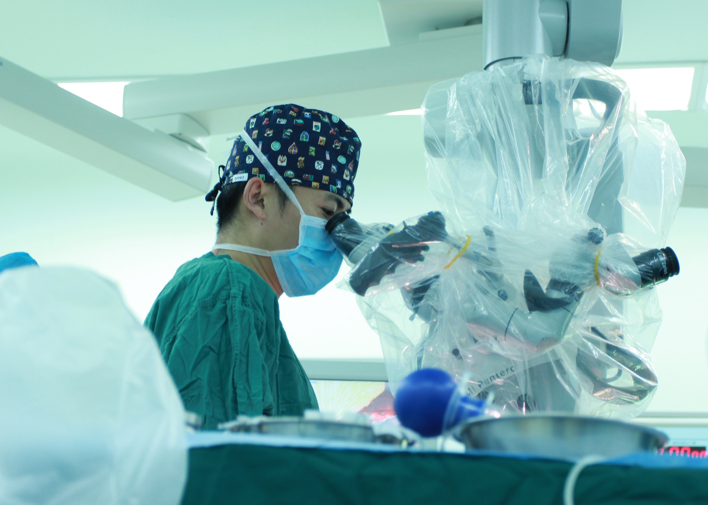 脊髓栓系导致尿床,孩子每天尿床是脊髓栓系综合征