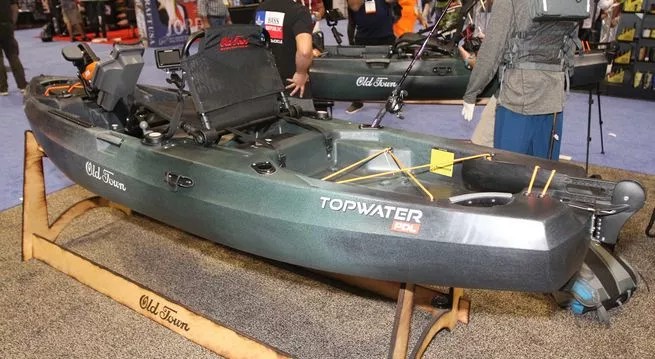 不要再愁着买车了,买艘最新的皮划艇去自由钓鱼