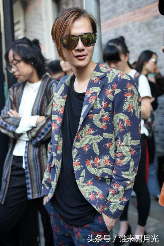 怎么让头发变卷发男生,男生卷发如何变直