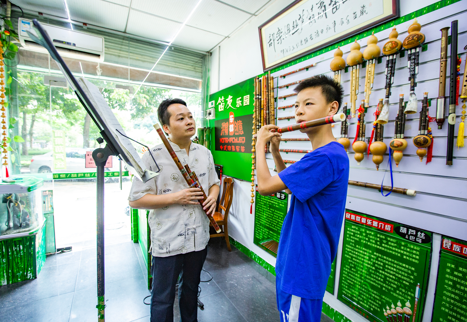 童趣夏天视频,熊孩子的调皮日常夏天