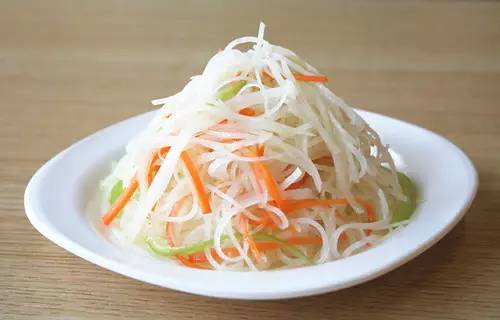 健康的手掌是什么颜色,看手掌鱼际颜色知健康