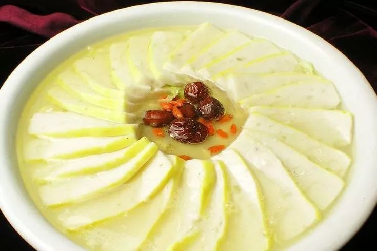 湖北菜在中国哪里最受欢迎,湖北菜是叫湘菜吗