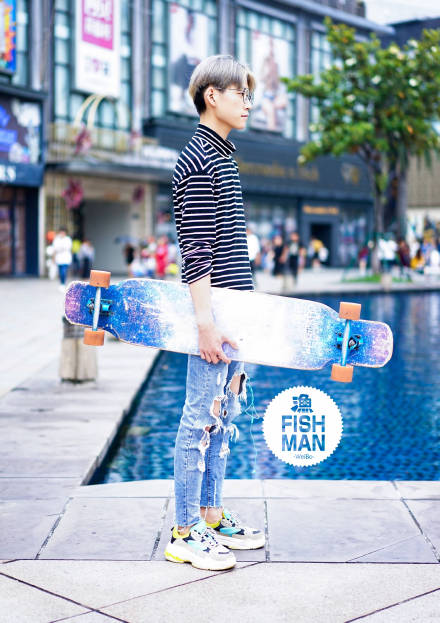 喜欢玩滑板的朋友相互关注,喜欢玩滑板的朋友