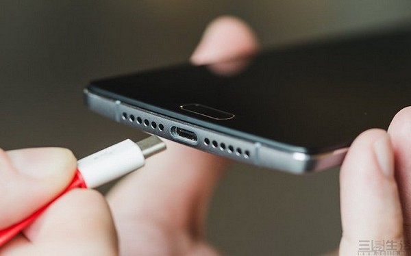 充电器接口是否有统一标准,电子产品统一充电器接口