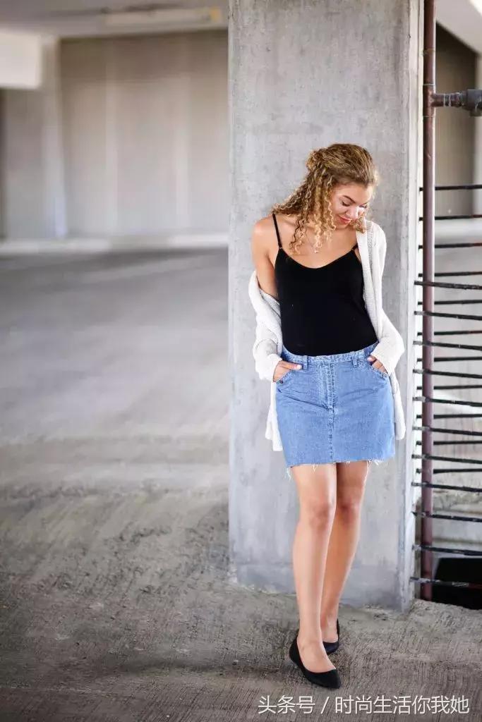 平胸女孩怎么穿才好看,平胸女人怎么穿好看