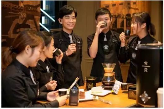 星巴克的员工为什么挖不走,星巴克为什么要离职