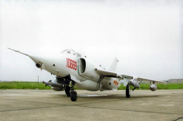 中国空军主战飞机大全,中国空军现役飞机大全