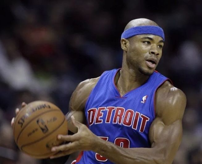 闇嶅崕寰风悆琛ｇ揣韬。,闇嶅崕寰烽樋杩揪鏂揣韬。