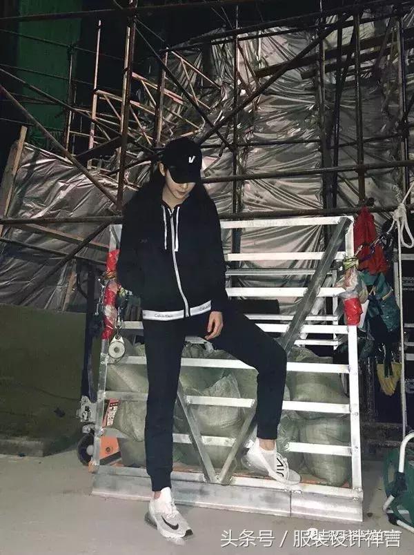 穿衣搭配：少买衣服，多学搭配，简单的基础款搭配就够美！