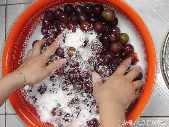 家酿葡萄酒太酸了怎么办,家酿葡萄酒的正确喝法